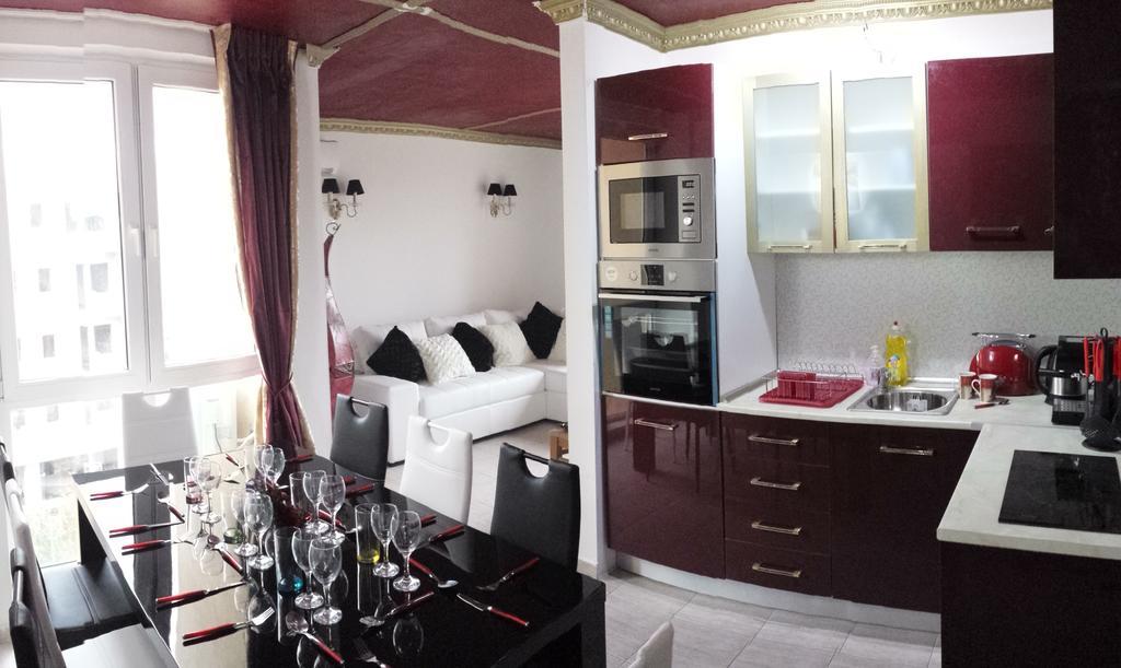 Pollo Resort Mikosta Apartments 써니비치 외부 사진